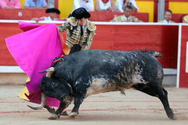 Imágenes de la tercera corrida de la Feria del Toro 2023 celebrada el domino 9 de julio