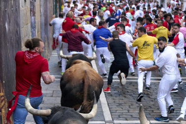Curva de Mercaderes, cuarto encierro.