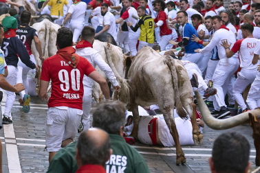 Curva de Mercaderes, cuarto encierro.