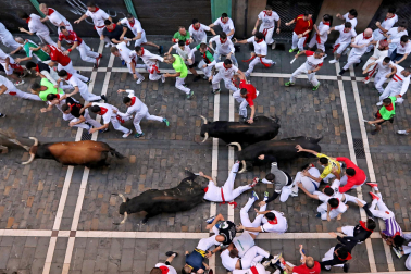 Imágenes del cuarto encierro de San Fermín 2023.|