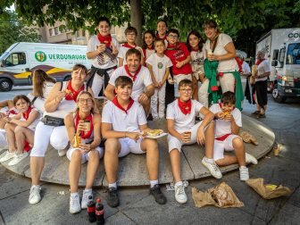 Después de ver el encierro y las vaquillas en la plaza de toros toca reponer fuerzas.