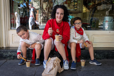 Después de ver el encierro y las vaquillas en la plaza de toros toca reponer fuerzas.