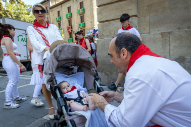 Fotos de la ofrenda foral a San Fermín.