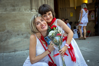 Fotos de la ofrenda foral a San Fermín.