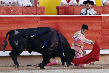 Fotos de la sexta corrida de la Feria del Toro San Fermín 2023./