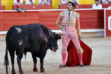 Fotos de la sexta corrida de la Feria del Toro San Fermín 2023./