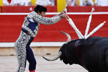 Fotos de la sexta corrida de la Feria del Toro San Fermín 2023./