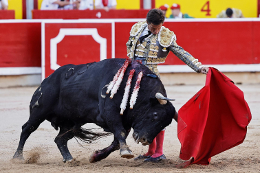 Fotos de la sexta corrida de la Feria del Toro San Fermín 2023./