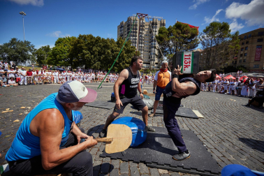 Fotos de la jornada de herri kirol este 13 de julio de los Sanfermines de 2023.