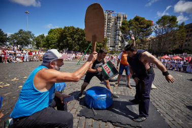 Fotos de la jornada de herri kirol este 13 de julio de los Sanfermines de 2023.