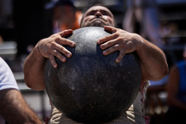 Fotos de la jornada de herri kirol este 13 de julio de los Sanfermines de 2023.