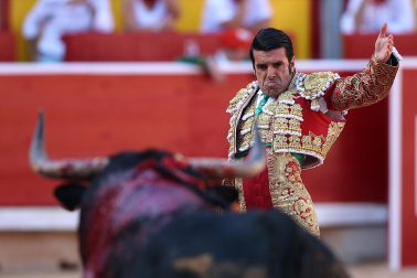 EMILIO DE JUSTO, en la séptima corrida de la Feria del Toro de San Fermín 2023./