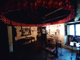 Cocina tradicional conservada en Casa Koleto de Ochagavía