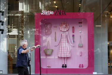 Fotos del estreno de la película 'Barbie' en Madrid.