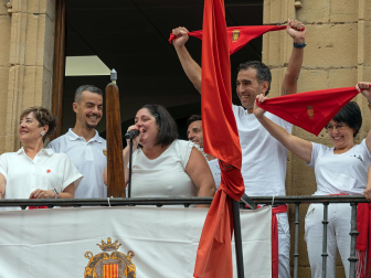Fotos del inicio de las fiestas en Viana.
