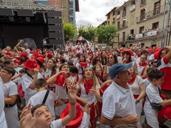 Fotos del inicio de las fiestas en Viana.