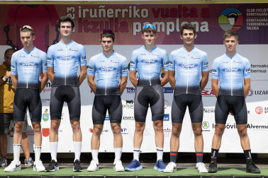 Presentación de equipos participantes en la Vuelta a Pamplona