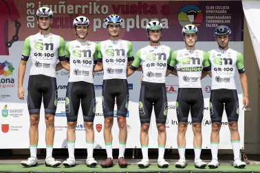 Presentación de equipos participantes en la Vuelta a Pamplona