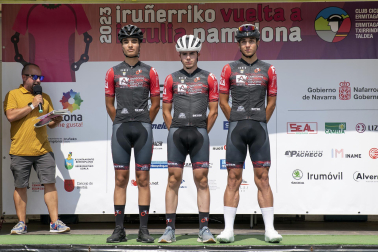 Presentación de equipos participantes en la Vuelta a Pamplona