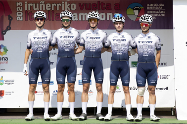 Presentación de equipos participantes en la Vuelta a Pamplona