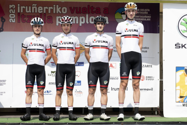 Presentación de equipos participantes en la Vuelta a Pamplona