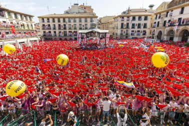 Fotos de las fiestas del cohete de Tudela./ Blanca Aldanondo