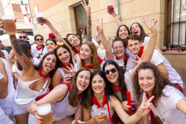 Fotos de las fiestas del cohete de Tudela./ Blanca Aldanondo