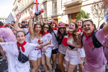 Fotos de las fiestas del cohete de Tudela./ Blanca Aldanondo
