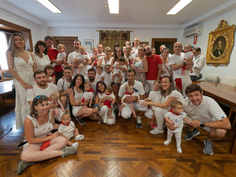 Galería de fotos de las fiestas lanzadores del cohete en Puente de la Reina