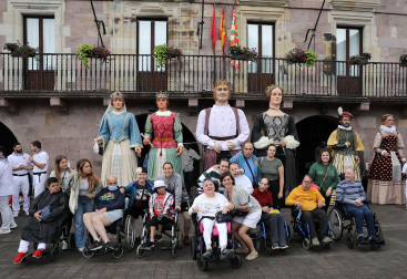 Galería de fotos de las fiestas del cohete de Elizondo