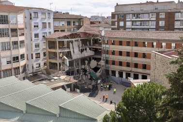 Imagen del derrumbe de un edificio en Logroño./
