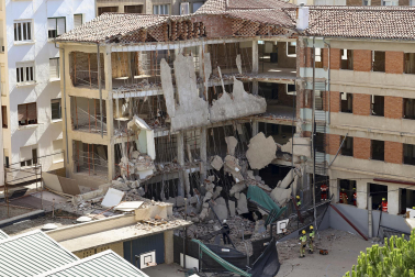 Imagen del derrumbe de un edificio en Logroño./