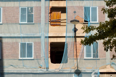 Imagen del derrumbe de un edificio en Logroño./