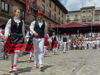Fotos del Día de Santiago de fiestas de Puente la Reina. /
