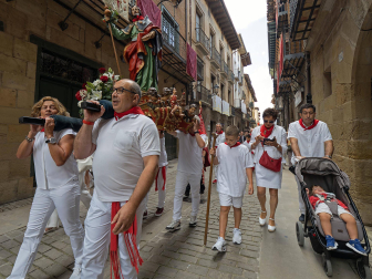 Fotos del Día de Santiago de fiestas de Puente la Reina. /