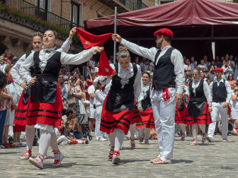 Fotos del Día de Santiago de fiestas de Puente la Reina. /