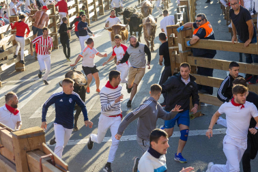 Imágenes del segundo encierro de las fiestas de Tudela 2023