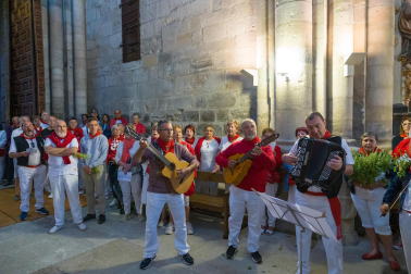 Fotos de la procesión de Santa Ana 'La Vieja' en fiestas de Tudela 2023.