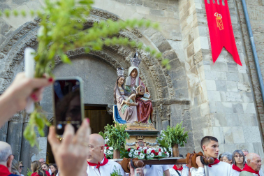 Fotos de la procesión de Santa Ana 'La Vieja' en fiestas de Tudela 2023.