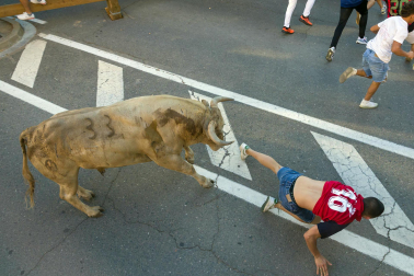 Fotos del sexto encierro de fiestas de Tudela 2023.