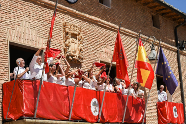 A:ALABERTO GALDONA
F:05-08-2023
L:LARRAGA
P:
T:FIESTAS DE LARRAGA - COHETE