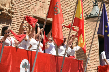 A:ALABERTO GALDONA
F:05-08-2023
L:LARRAGA
P:
T:FIESTAS DE LARRAGA - COHETE
