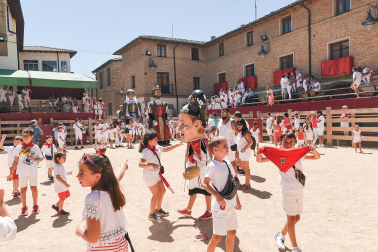 A:ALABERTO GALDONA
F:05-08-2023
L:LARRAGA
P:
T:FIESTAS DE LARRAGA - COHETE