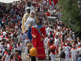 Fotos de la procesión de fiestas de Estella 2023.