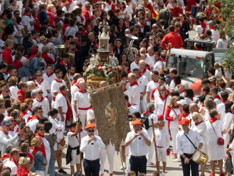 Fotos de la procesión de fiestas de Estella 2023.