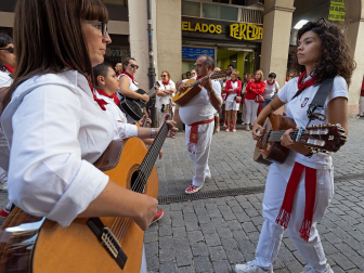 Fotos de la procesión de fiestas de Estella 2023.