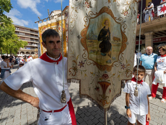 Fotos de la procesión de fiestas de Estella 2023.
