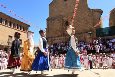 A:ALBERTO GALDONA
F:06-08-2023
L:CARCASTILLO
P:
T:FIESTAS DE CARCASTILLO - DIA DEL PATRON