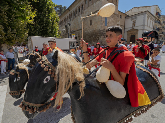 Fotos de la Pañuelada masculina de las fiestas de Estella./Montxo A.G.