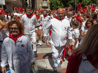 Fotos de la Pañuelada masculina de las fiestas de Estella./Montxo A.G.